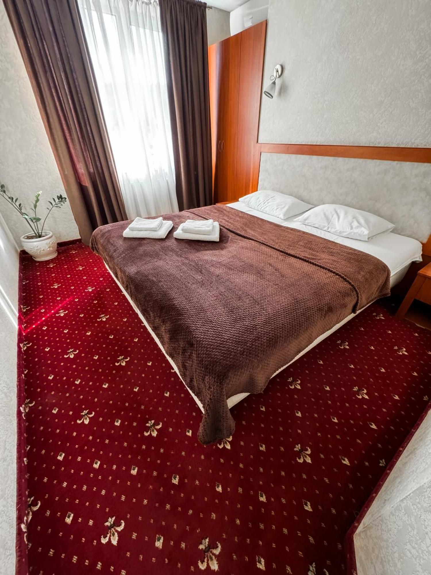 Apartments Deluxe Ιβανό-Φρανκίβσκ Εξωτερικό φωτογραφία